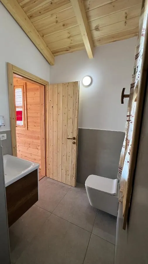 Fishta Guesthouse - Mrizi I Zanave Fishte 0*,