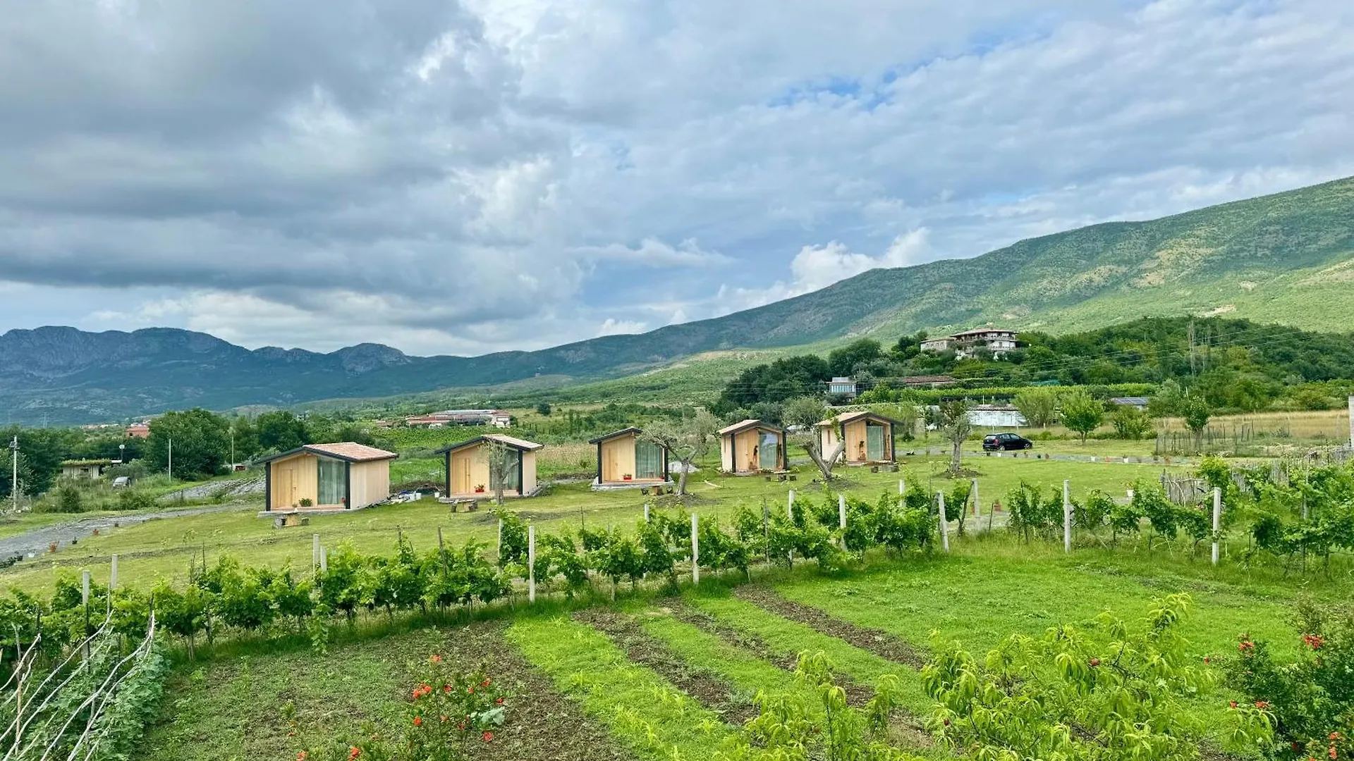Fishta Guesthouse - Mrizi I Zanave Fishte 0*,  Albania